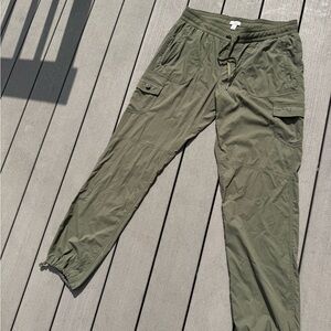 LL Bean Vista Camp Cargo pants women’s size Large M/T
